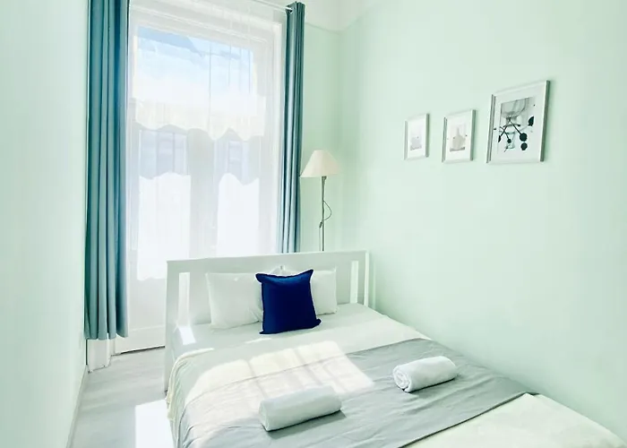 Baross With Convenience And Style Проживание в семье