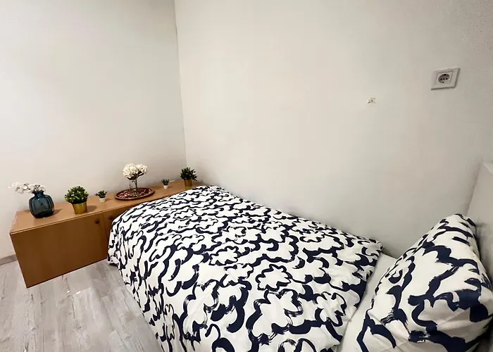 Gazde/Camere de închiriat Baross With Convenience And Style *